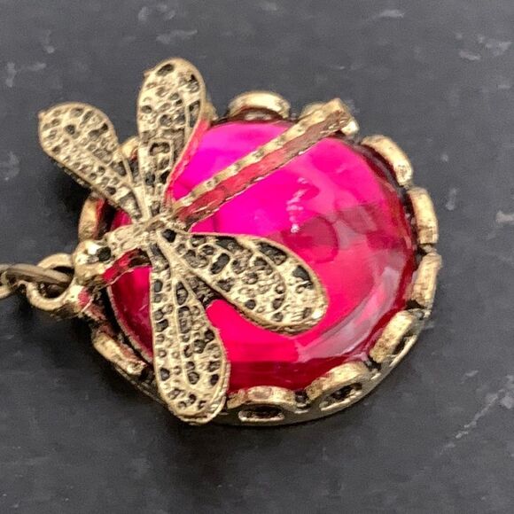 Iced Out Pink Dragonfly Insect Animal Vintage Style Crystal Men’s Earrings Gift - Picture 4 of 10